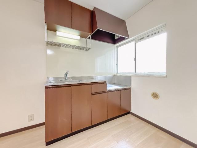日高市高萩東１丁目のアパートのキッチン|きれいなキッチンです