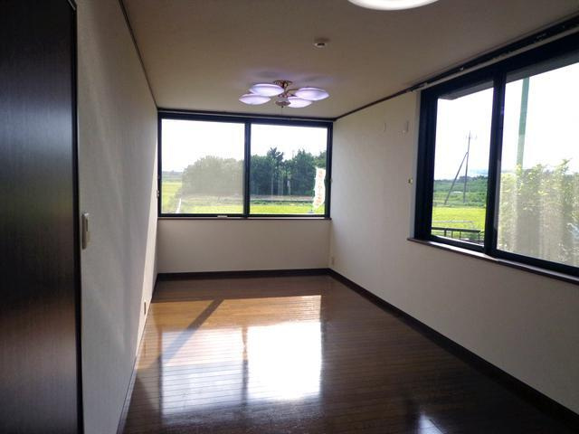 鶴舞4丁目戸建貸家の内装|おしゃれな内装です