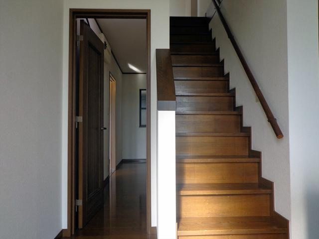 鶴舞4丁目戸建貸家の内装|きれいな内装です