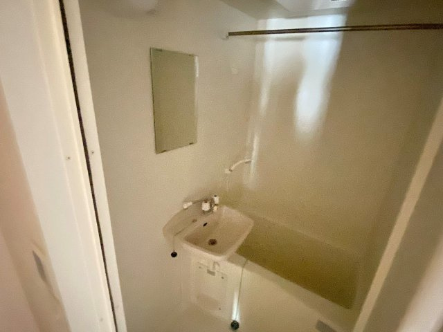 レオパレスＶＩＣＴＯＲＹＯＮＥの浴室|きれいなお風呂です