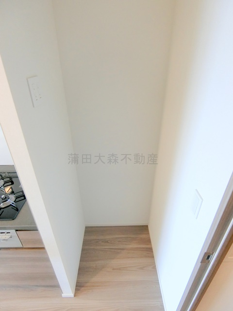 スタイリオ池上SOUTHのキッチン|冷蔵庫置き場