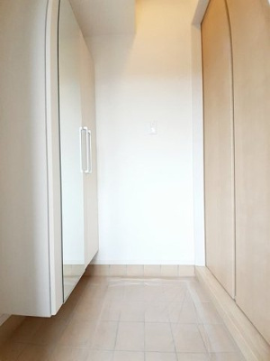 【玄関】 | カーサ　ラフィナート