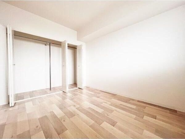 ドリーム中加賀屋の寝室