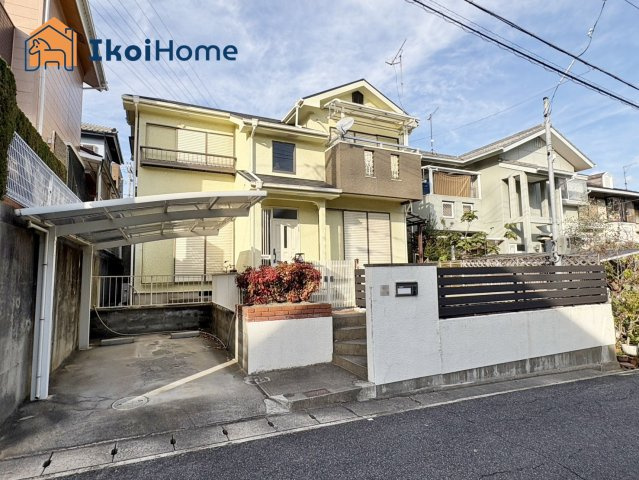 神戸市西区天が岡　中古戸建のバルコニー|物件・当店の最寄駅まで無料送迎！最短10分で指定場所へお迎えに向かいます！まずはお問い合わせください