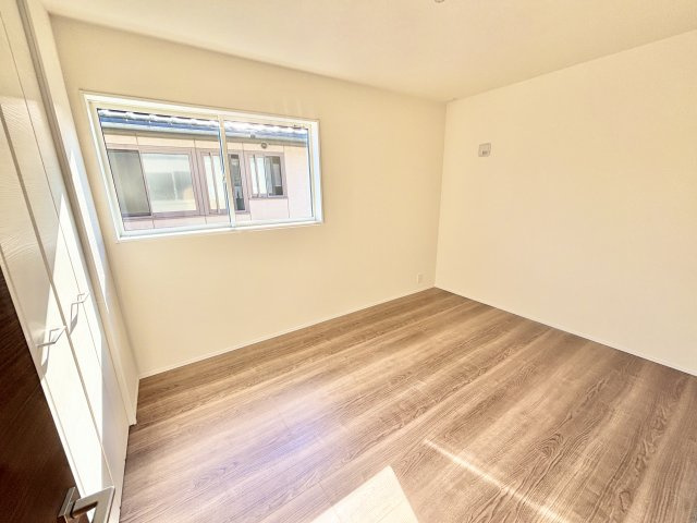 【仲介手数料無料／愛西市】愛西市大井町宮新田　リーブルガーデン　新築戸建　の洋室