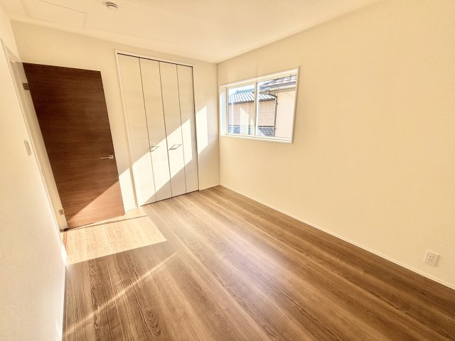 【仲介手数料無料／愛西市】愛西市大井町宮新田　リーブルガーデン　新築戸建　の洋室