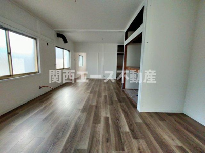 【居間・リビング】 | 大蓮南２丁目貸家