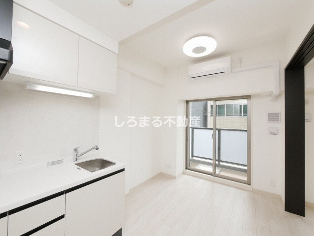 エステムコート難波Ⅵエントの居間・リビング