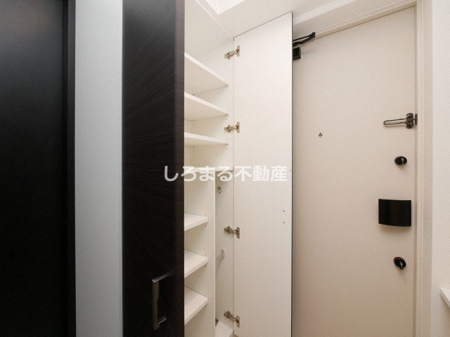 エステムコート難波Ⅵエントの収納