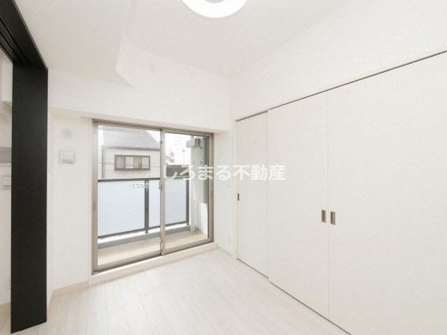 エステムコート難波Ⅵエントの洋室