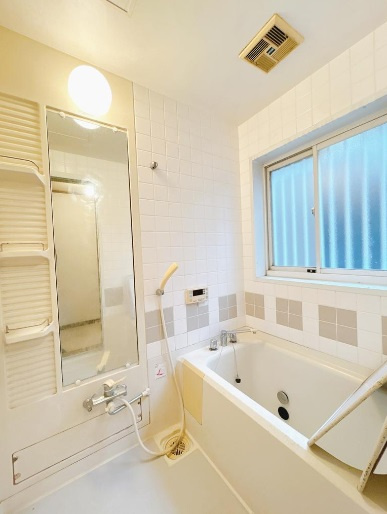 【浴室】 | 千葉市花見川区宮野木台４丁目　中古戸建て | 2025.12リフォーム中