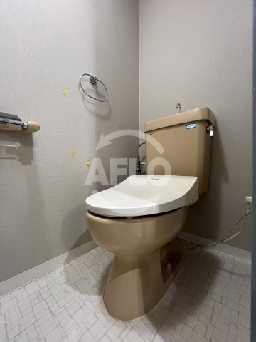 ドリーム中加賀屋の居間・リビング|ドリーム中加賀屋　トイレ