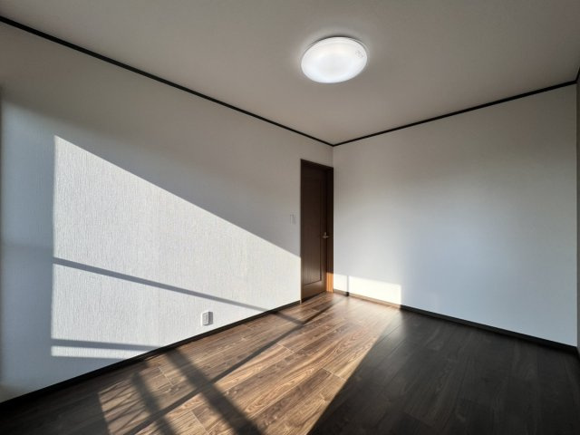 ☆★☆完成見学会開催中☆★☆松橋町両仲間戸建ての洋室