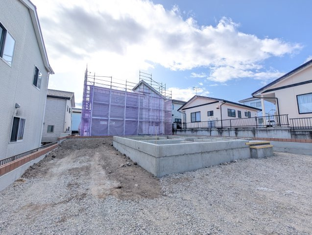 【区画図】 | リーブルガーデン.S吉岡町第13下野田ー② | 八木原駅まで1.4Km！
敷地面積はゆったり90坪！並列3台駐車可能！