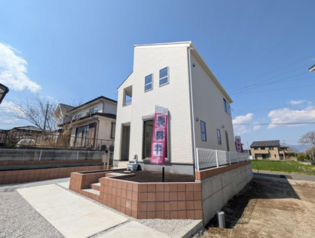 【外観】 | リーブルガーデン.S吉岡町第13下野田ー① | 進入路はこれから舗装が入ります♪