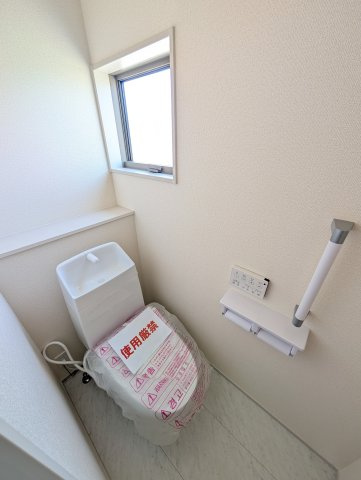 【トイレ】 | リーブルガーデン.S吉岡町第13下野田ー① | 2階のトイレ♪