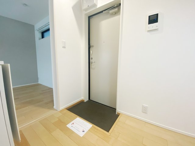 MELDIA西浦和Ⅲの玄関