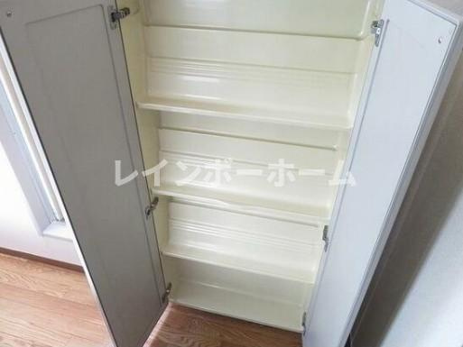 東新小岩パールハイツの玄関