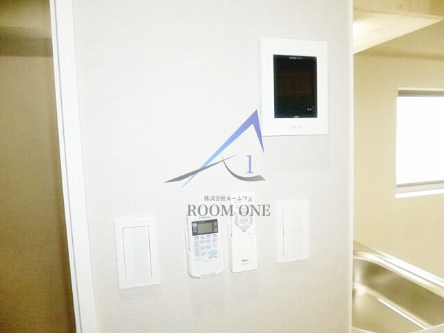 ラッピー興産ビルのセキュリティ|モニター付きインターホンです。