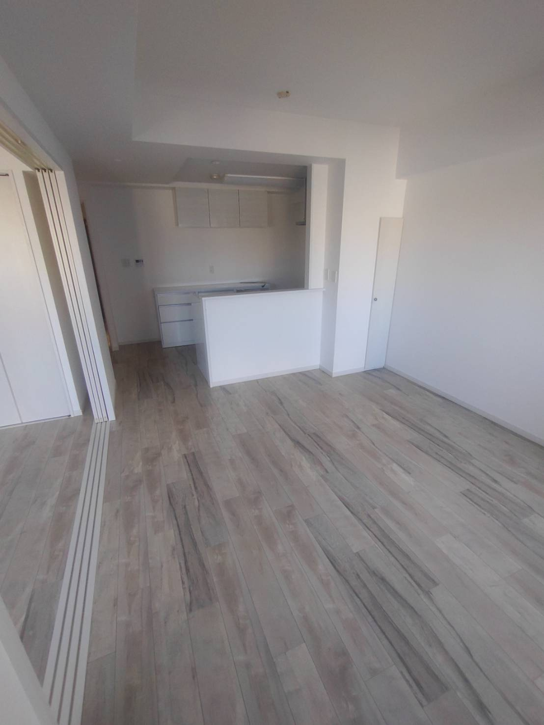 シーアイマンション本郷向丘の居間・リビング