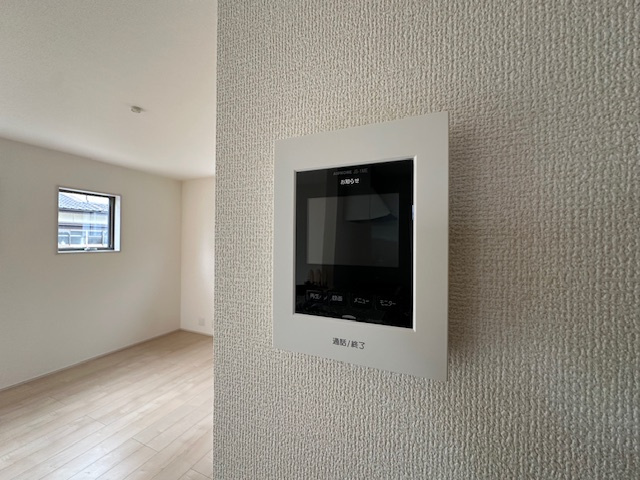 【新築戸建】　いわき市自由ヶ丘2期　全2棟　長期優良住宅のセキュリティ|1号棟写真　お子さんのお留守番時など「知らない人が来たら出なくてもいい」と教育しておけば、防犯面でも格段に良くなります。