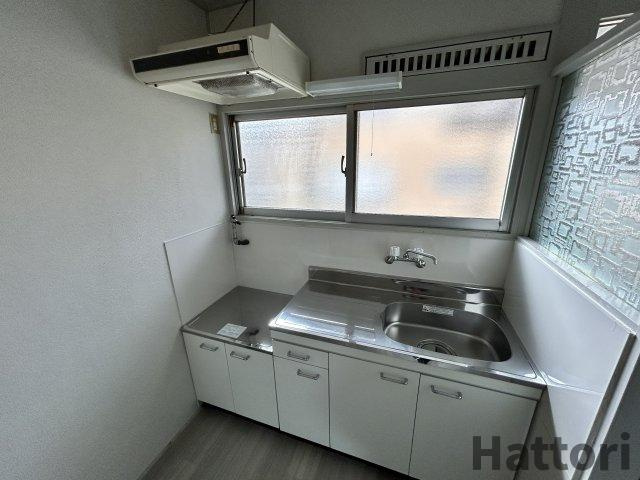 交邦住宅のキッチン