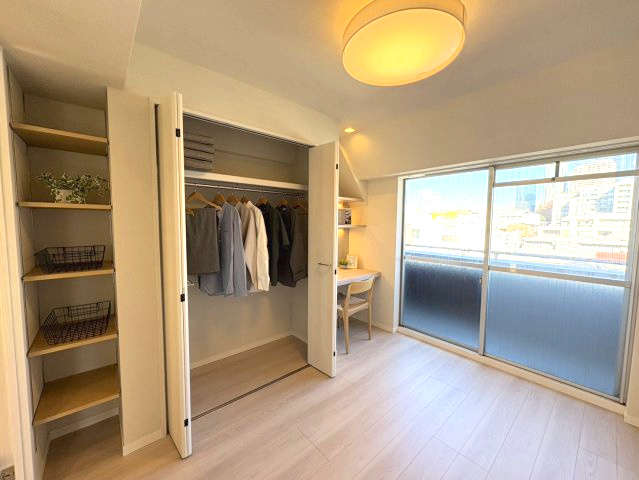 セントラル三田の洋室