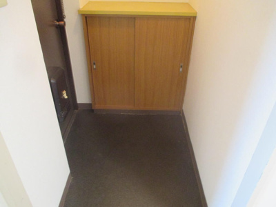 【玄関】 | ハイツ二美園