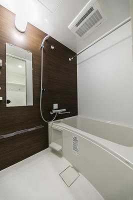 【浴室】 | メゾン・クロイゾン | ※写真は同タイプ住戸です。