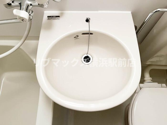 【洗面所】カーサアッカ 