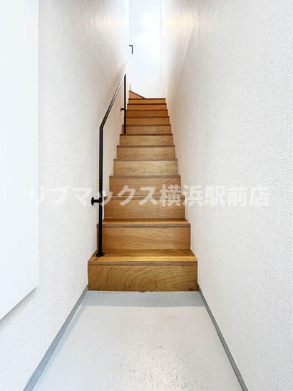 【玄関】カーサアッカ 