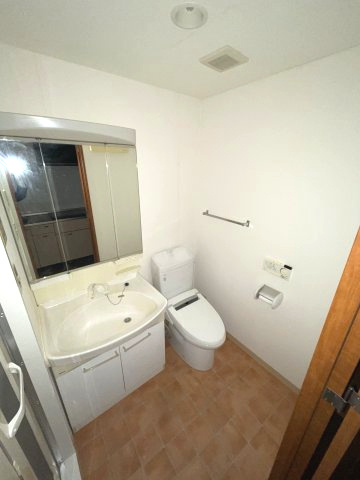 ドルチェビータ横浜の洗面所