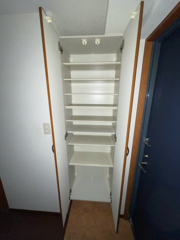 ドルチェビータ横浜の玄関