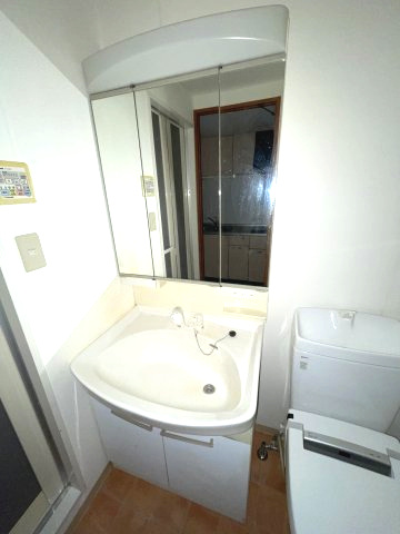 ドルチェビータ横浜の洗面所