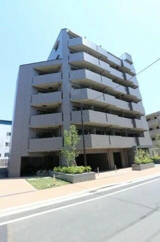 ルーブル大島弐番館の外観