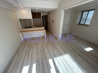 【居間・リビング】 | スプランディッド梅田北