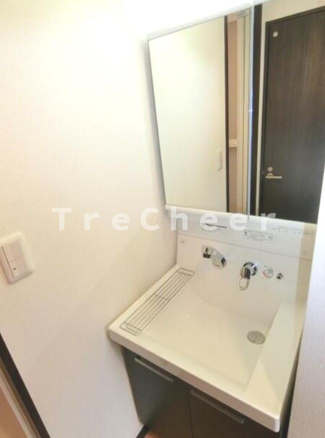 アヴニール泉の独立洗面台