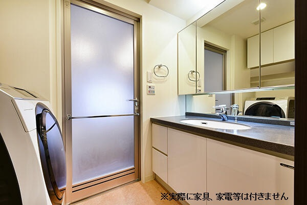 ライオンズステージ立川ラフィナタワーの洗面所