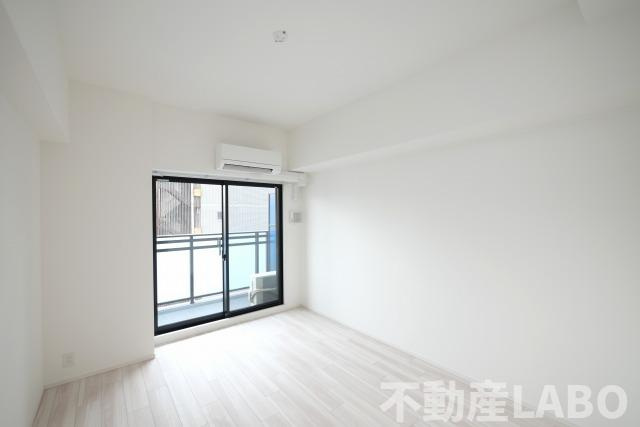 S-RESIDENCE難波大国町dominaの居間・リビング