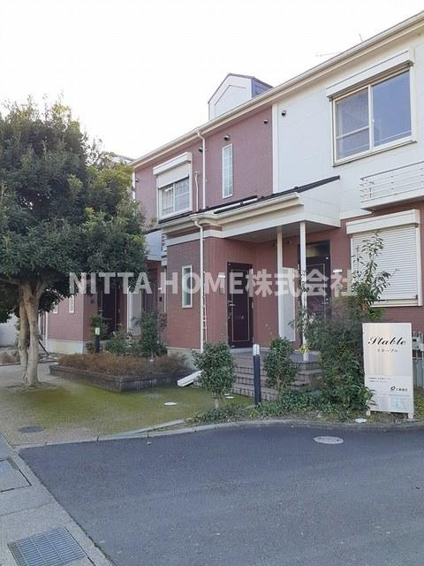 スターブルのエントランス|清潔感のあるエントランスです♪