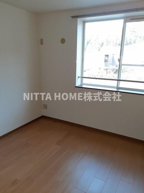 スターブルの内装|洋室は2部屋ありますよ★