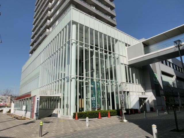 篠崎図書館まで959m