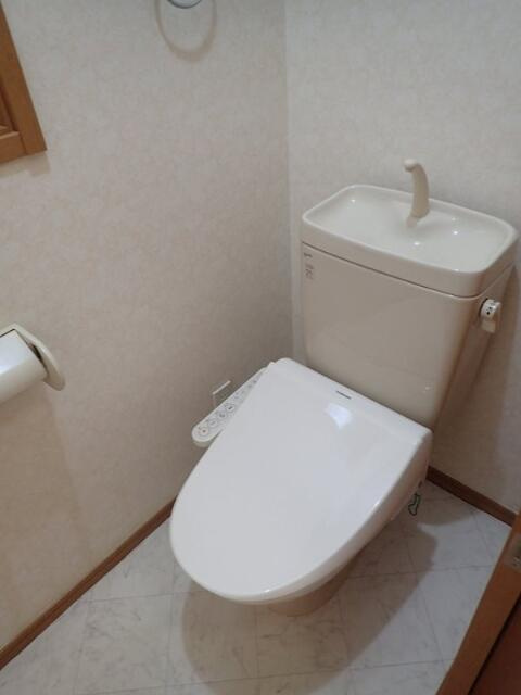 ウォシュレット完備