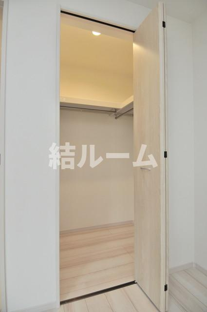 豊島区池袋本町１丁目のアパートの収納