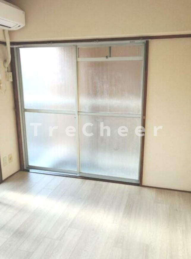 サンライズ成増の洋室