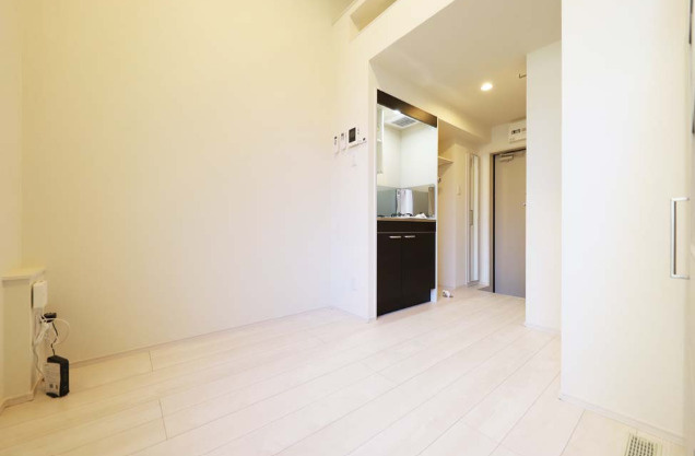 板橋区前野町２丁目のアパートの居間・リビング