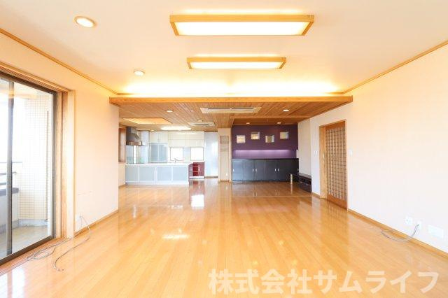 【居間・リビング】 | セントロイヤル