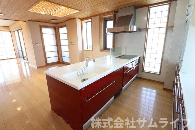 【キッチン】 | セントロイヤル