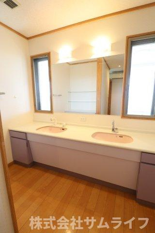 【独立洗面台】 | セントロイヤル