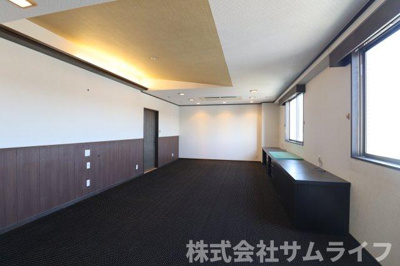 【洋室】 | セントロイヤル